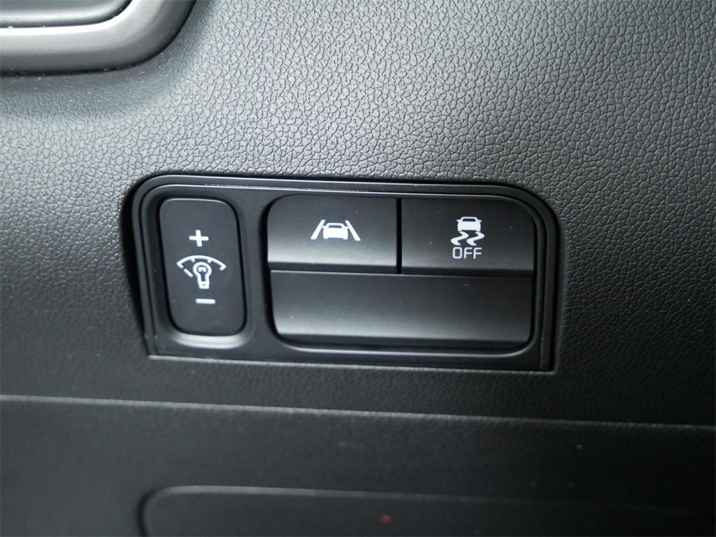 used 2022 Kia Sorento car, priced at $29,898