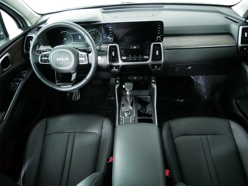 used 2022 Kia Sorento car, priced at $29,898