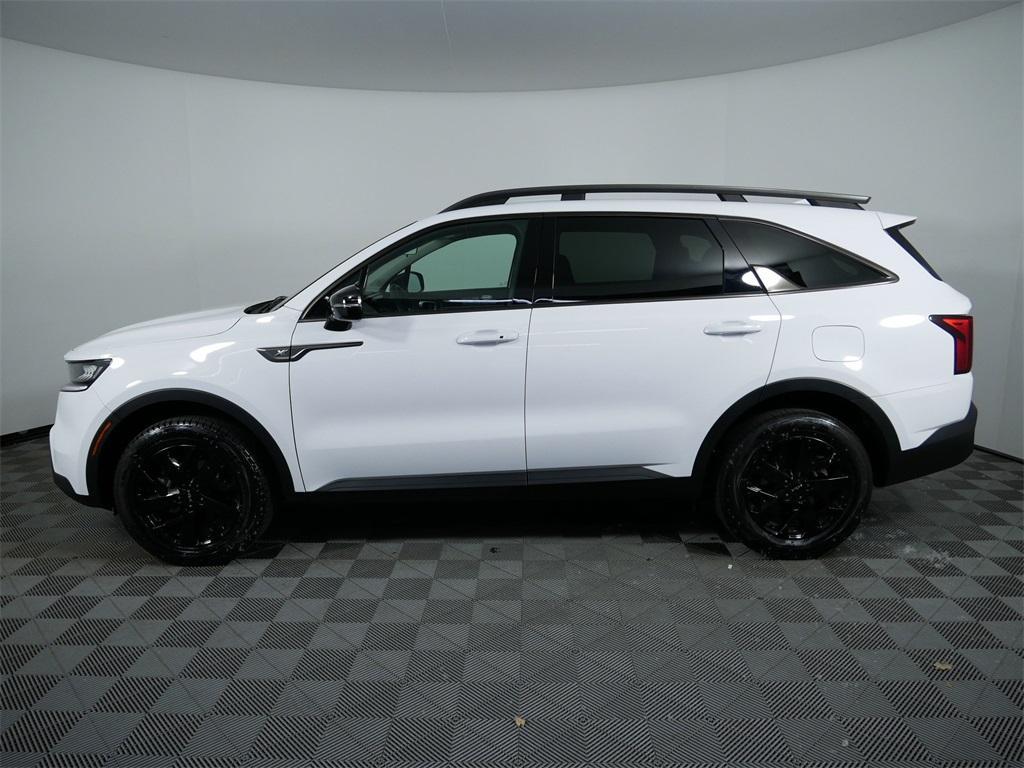 used 2022 Kia Sorento car, priced at $29,898