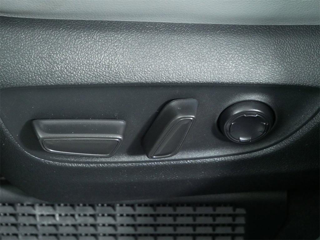 used 2023 Toyota Sienna car, priced at $51,500