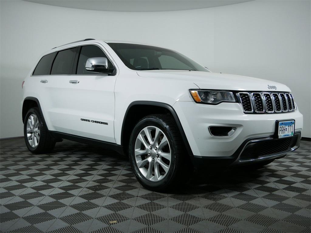used 2017 Jeep Grand Cherokee car, priced at $17,145
