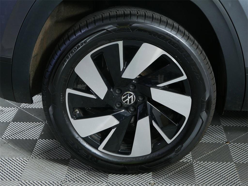 used 2024 Volkswagen Atlas Cross Sport car, priced at $37,294