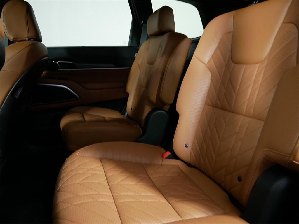 used 2025 Kia Telluride car, priced at $48,864