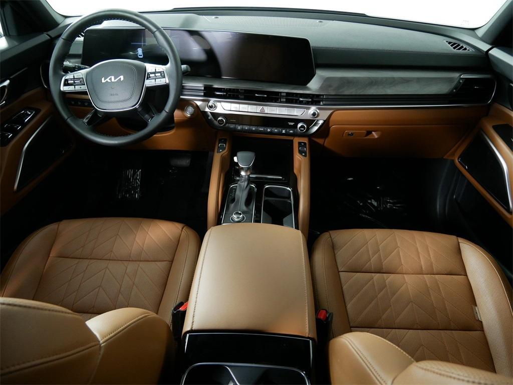 used 2025 Kia Telluride car, priced at $48,864