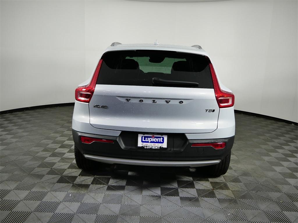 used 2021 Volvo XC40 car, priced at $26,898