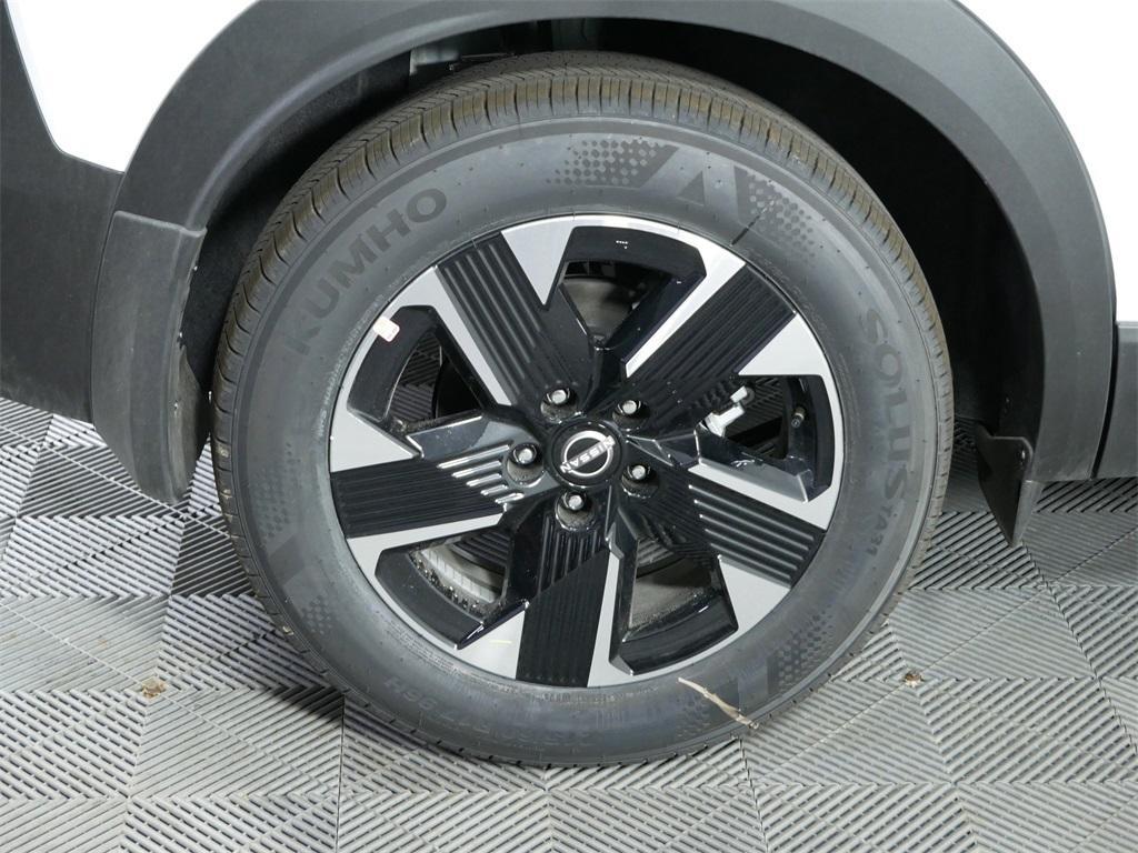 new 2025 Nissan Kicks car, priced at $26,665