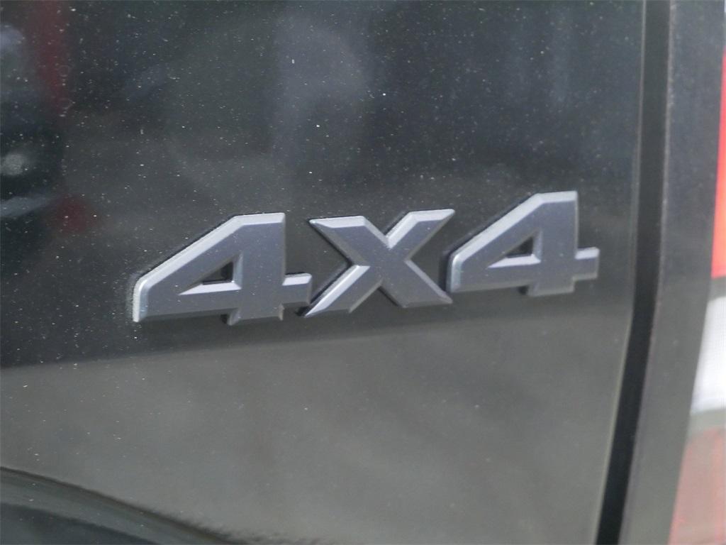 new 2026 Nissan Frontier car, priced at $40,015