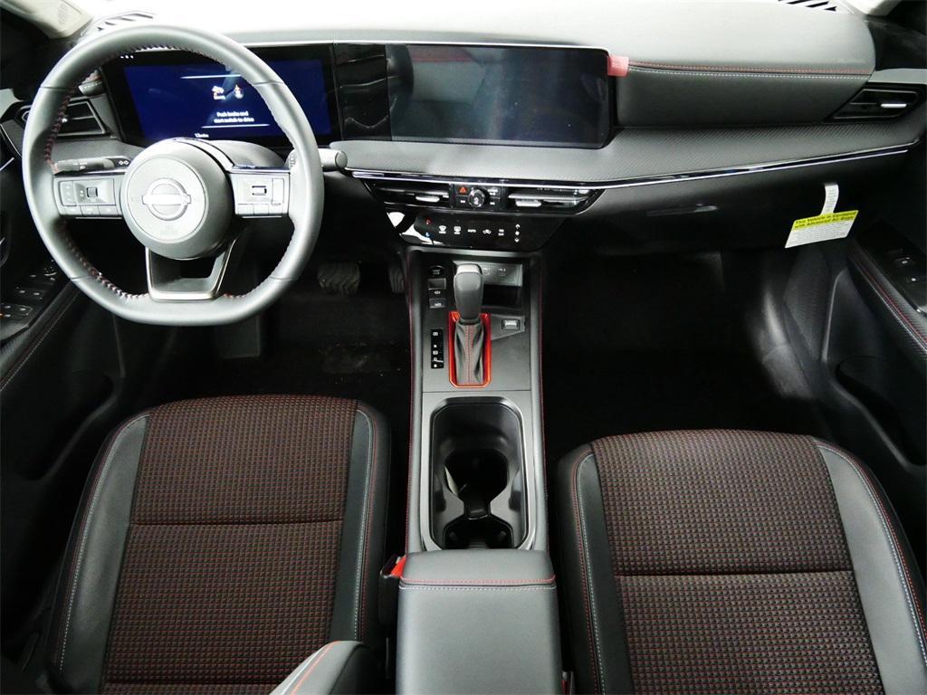 new 2025 Nissan Kicks car, priced at $30,131