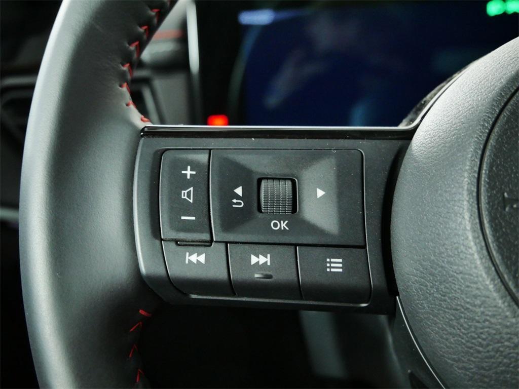 new 2025 Nissan Kicks car, priced at $30,131