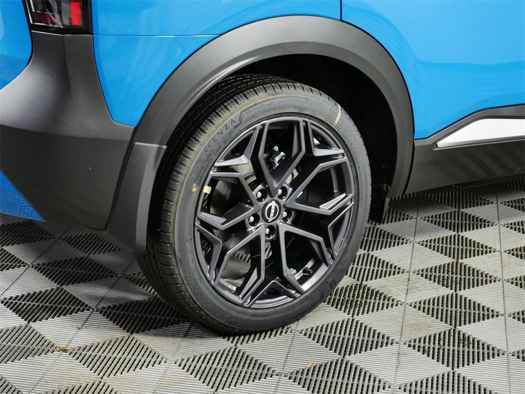 new 2025 Nissan Kicks car, priced at $30,131