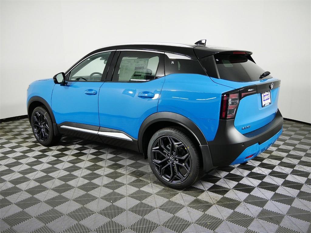 new 2025 Nissan Kicks car, priced at $30,131