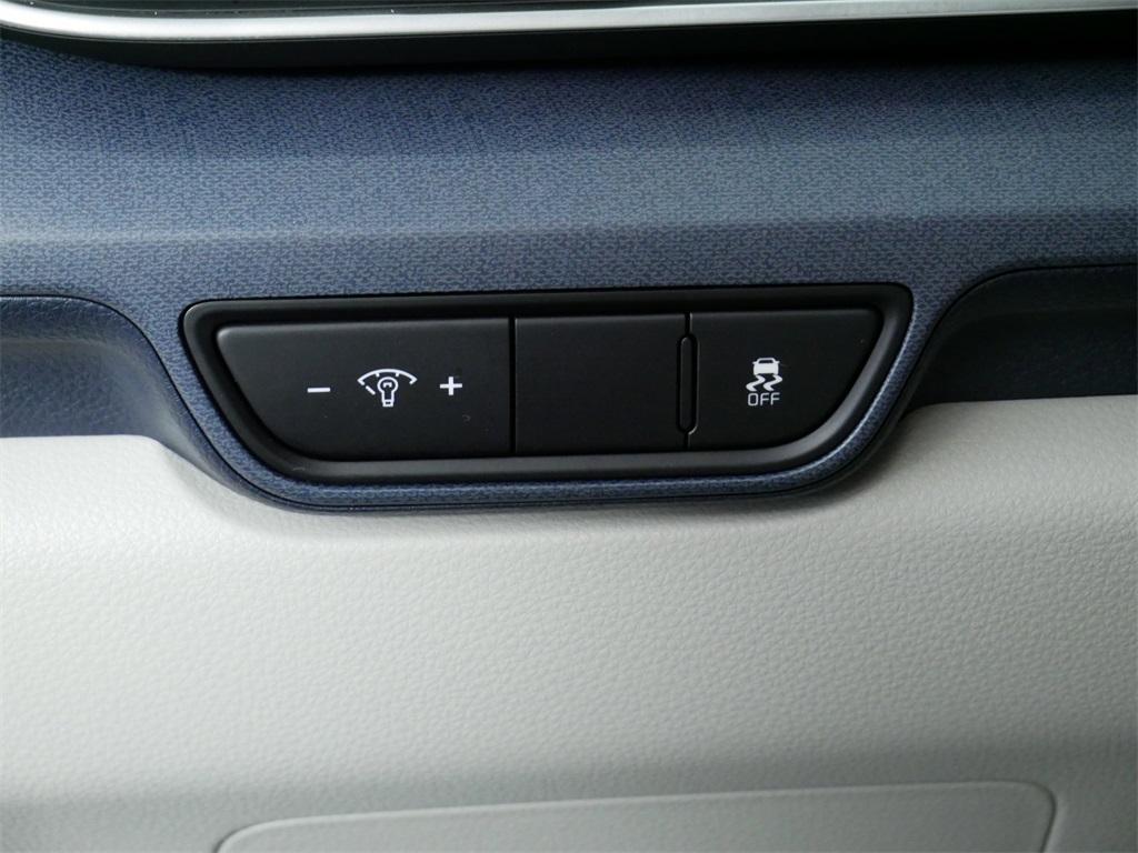 used 2025 Kia Carnival car, priced at $39,944