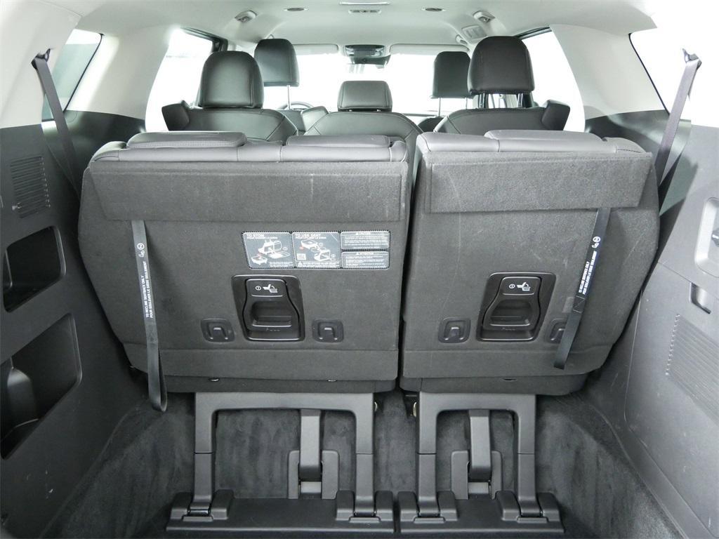 used 2024 Kia Carnival car, priced at $35,138
