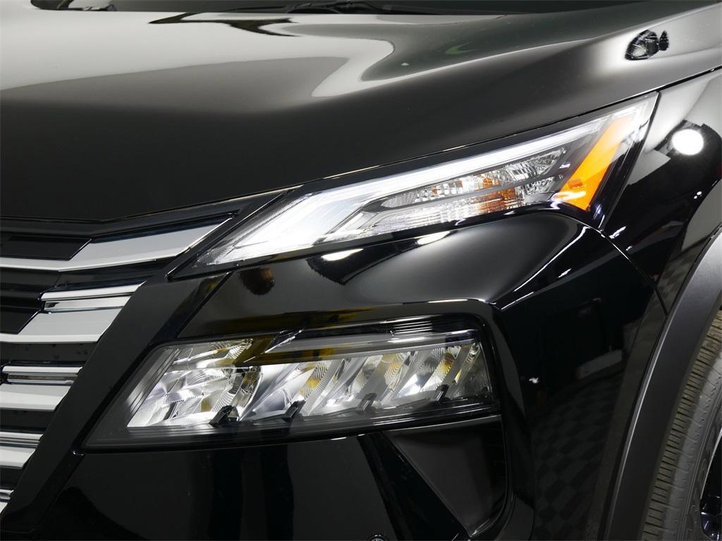 new 2025 Nissan Rogue car, priced at $39,285