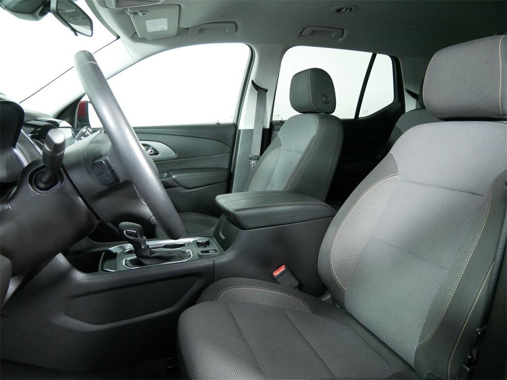 used 2021 Chevrolet Traverse car, priced at $26,978