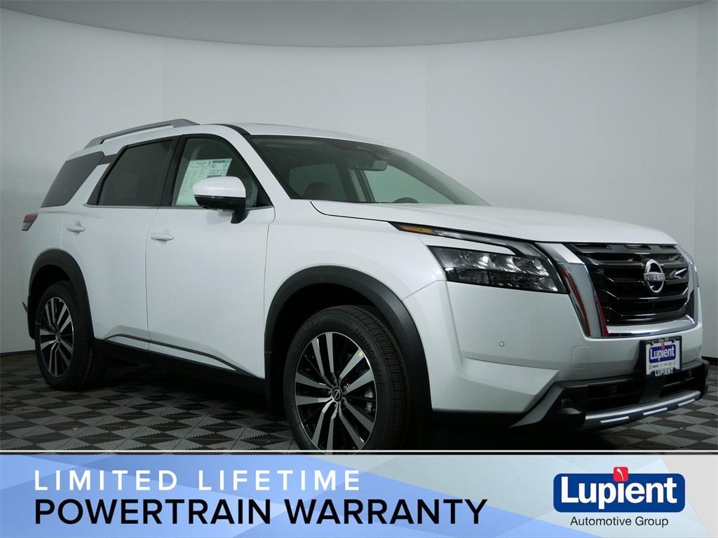 new 2025 Nissan Pathfinder car, priced at $48,975