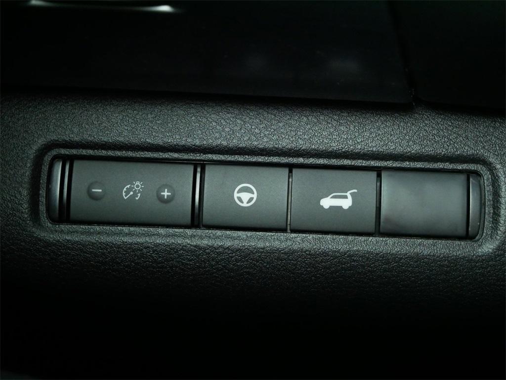 new 2025 Nissan Pathfinder car, priced at $45,317