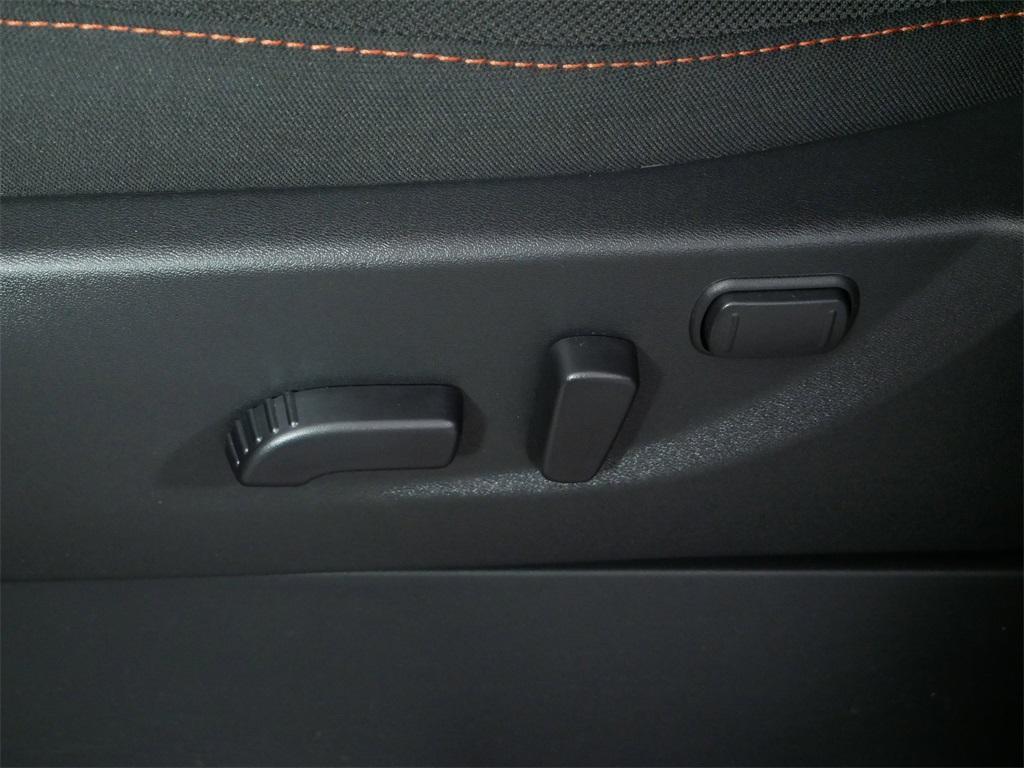 new 2025 Nissan Frontier car, priced at $40,729