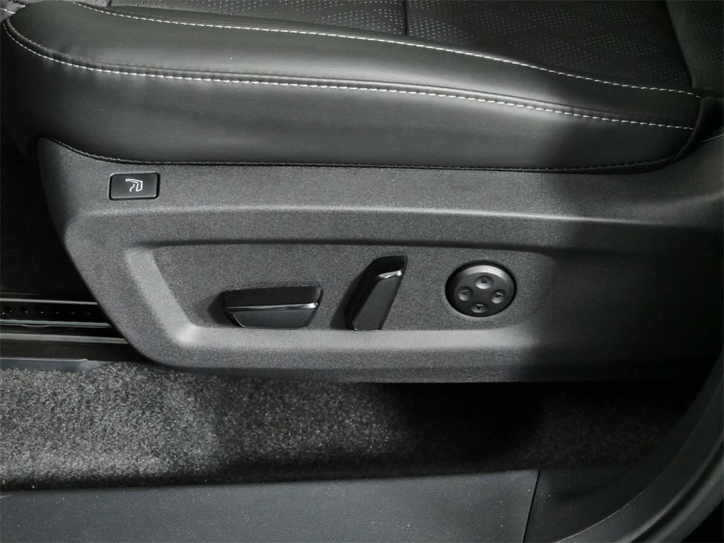 new 2025 Nissan Murano car, priced at $52,947