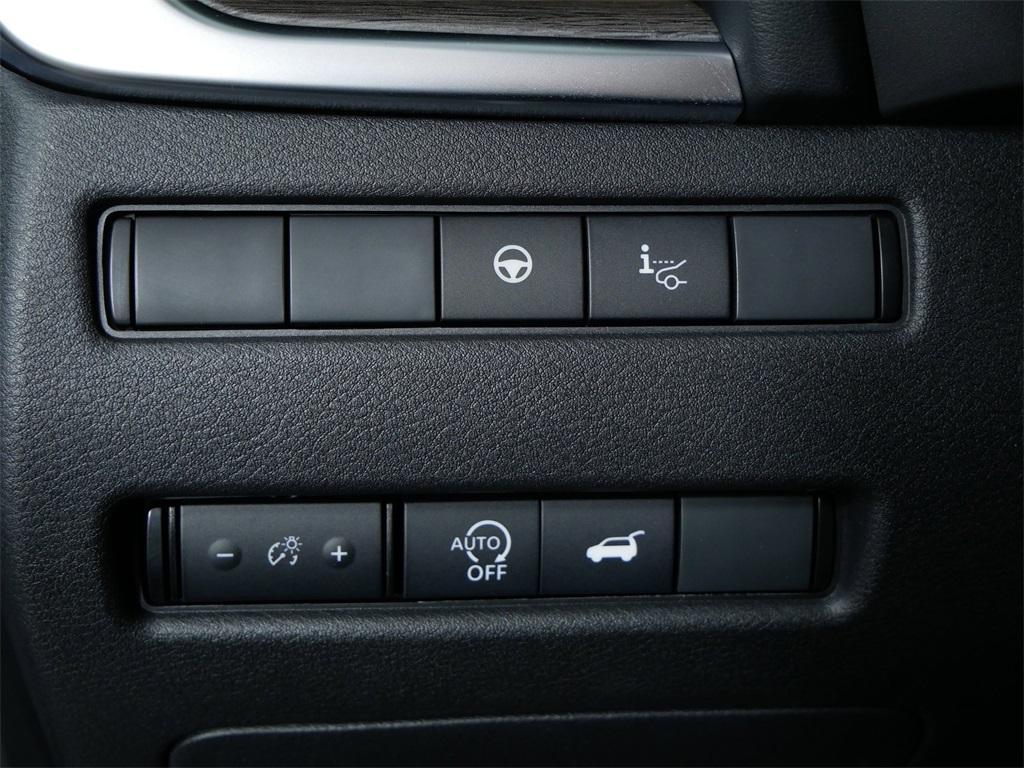 new 2025 Nissan Rogue car, priced at $43,285