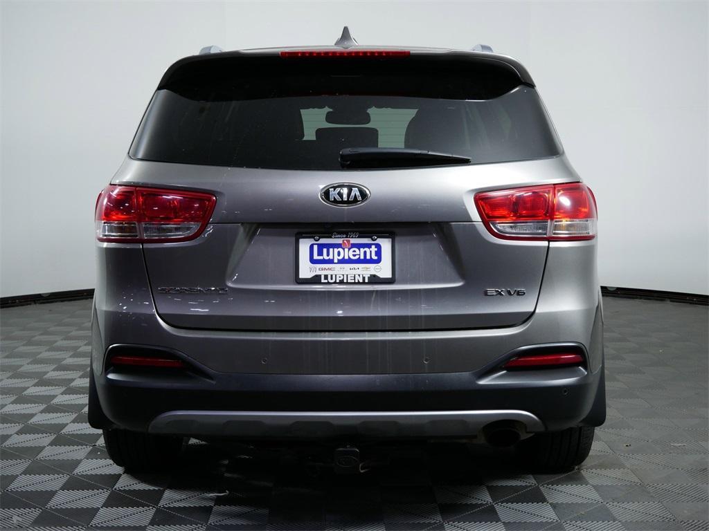 used 2018 Kia Sorento car, priced at $11,900