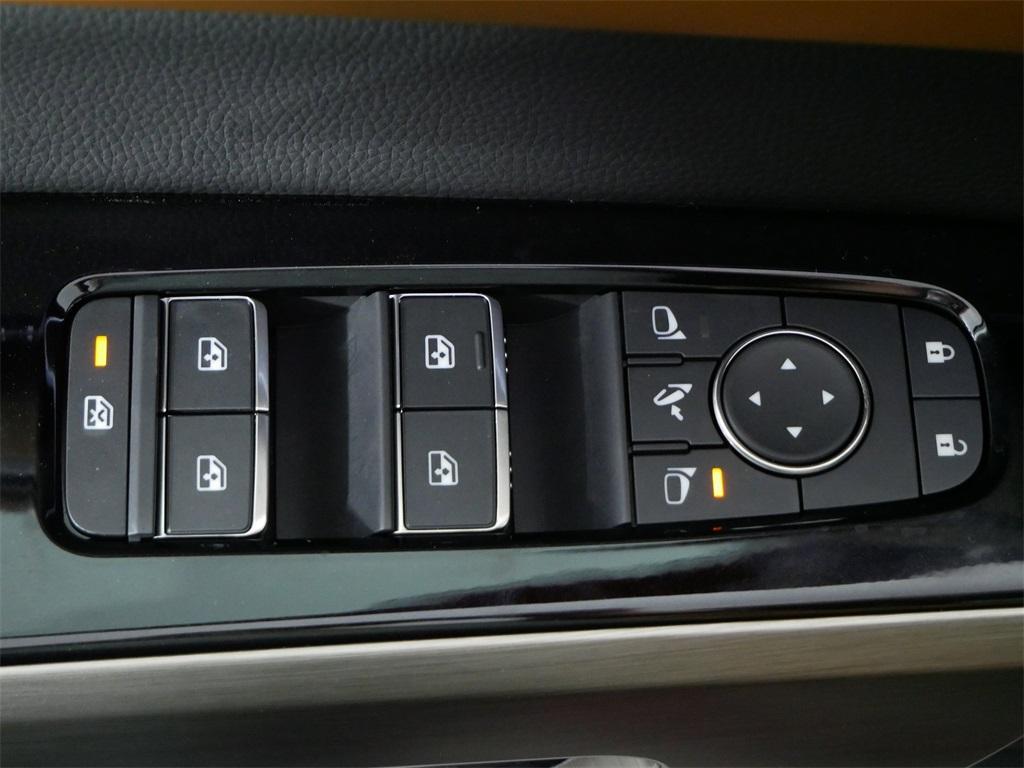 new 2025 Nissan Pathfinder car, priced at $46,907