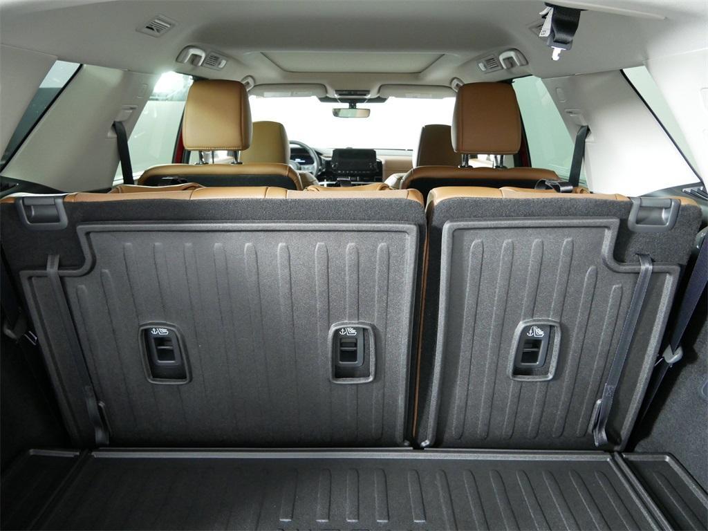 new 2025 Nissan Pathfinder car, priced at $46,907