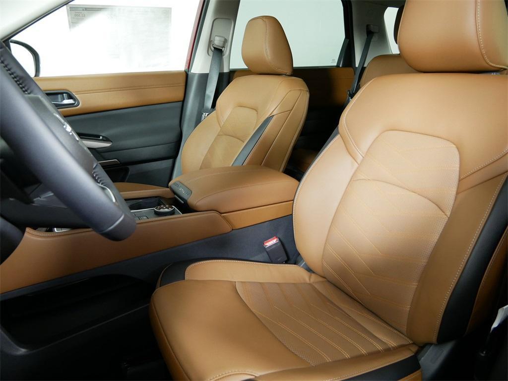 new 2025 Nissan Pathfinder car, priced at $46,907