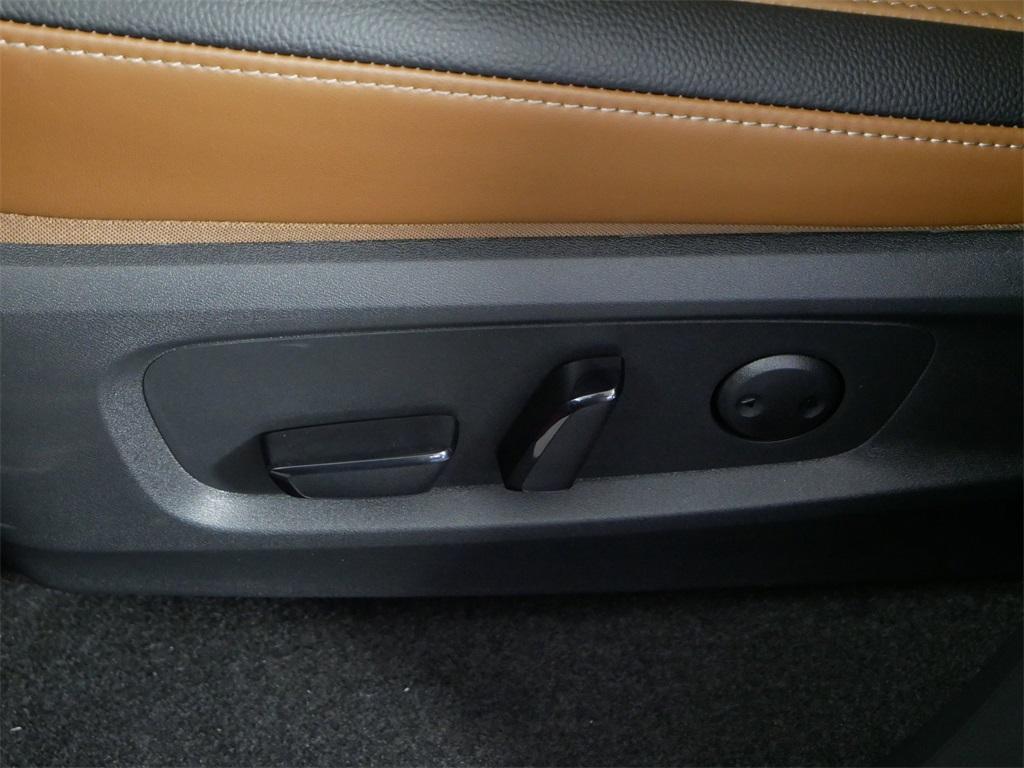 new 2025 Nissan Pathfinder car, priced at $46,907