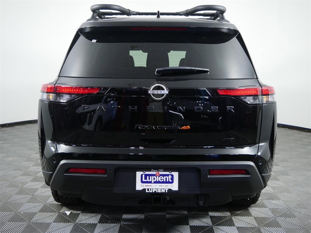 new 2025 Nissan Pathfinder car, priced at $45,652