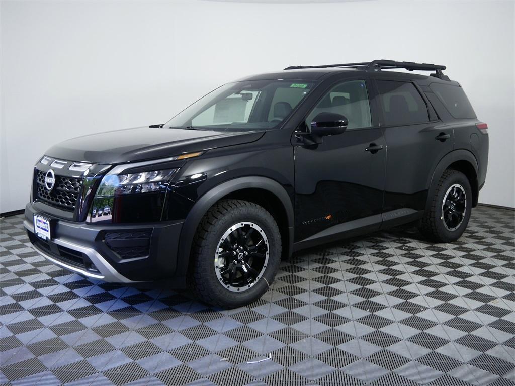 new 2025 Nissan Pathfinder car, priced at $45,652