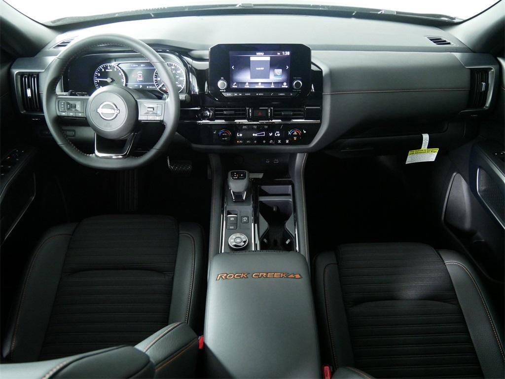 new 2025 Nissan Pathfinder car, priced at $45,652