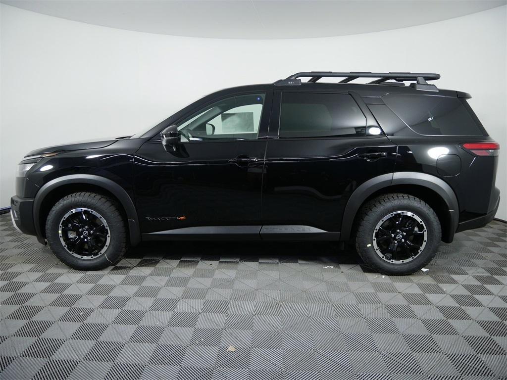 new 2025 Nissan Pathfinder car, priced at $45,652