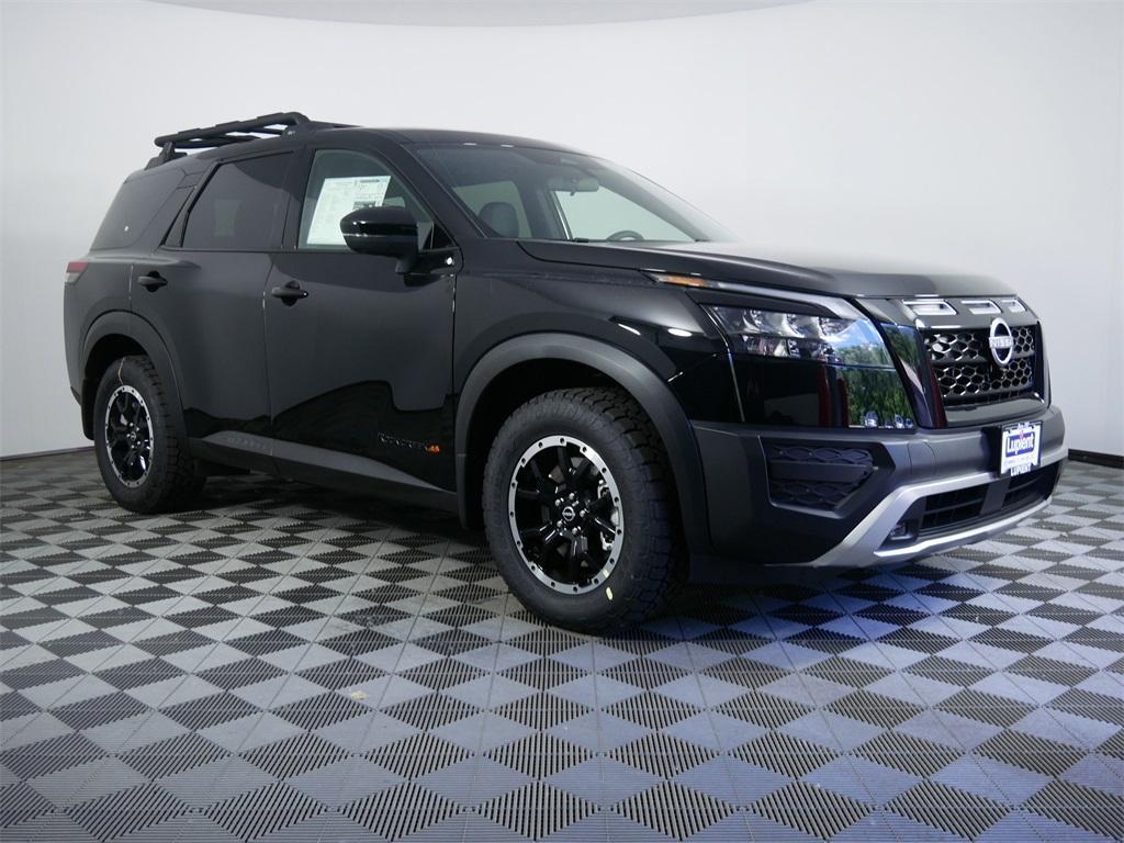 new 2025 Nissan Pathfinder car, priced at $45,652