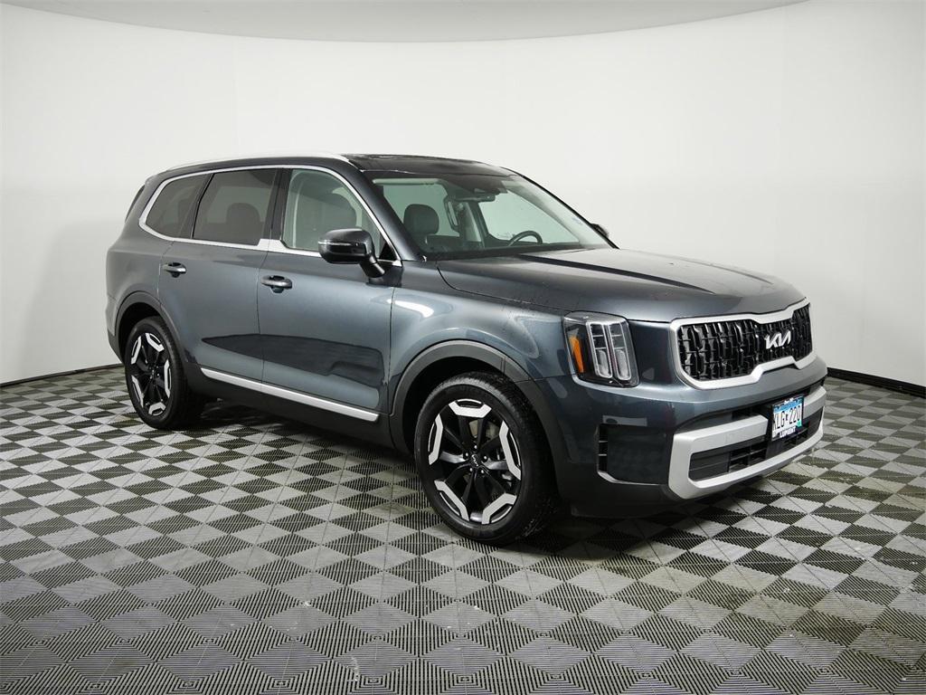 used 2023 Kia Telluride car, priced at $39,950