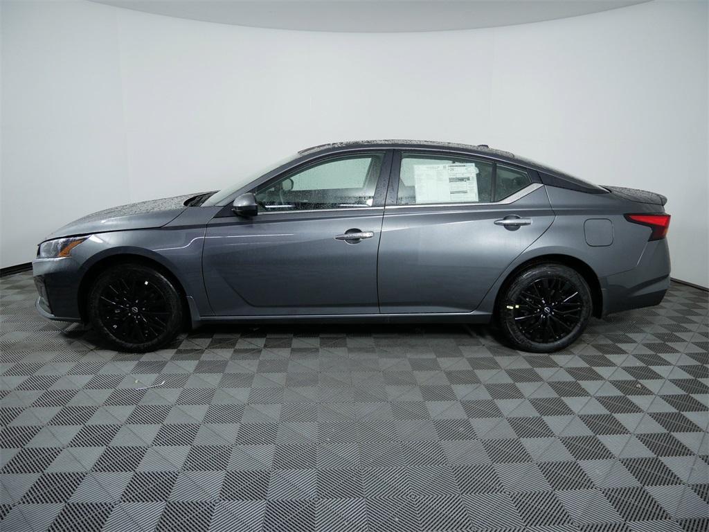 new 2025 Nissan Altima car, priced at $32,500