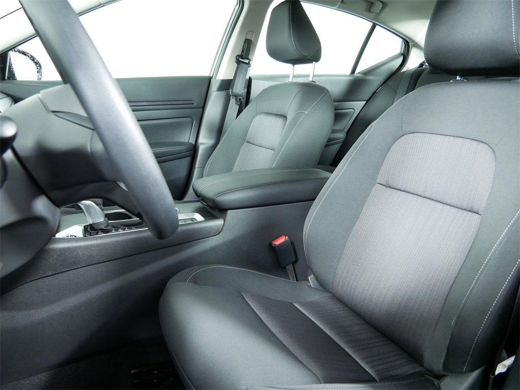 new 2025 Nissan Altima car, priced at $32,500