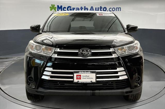 used 2019 Toyota Highlander car, priced at $26,182