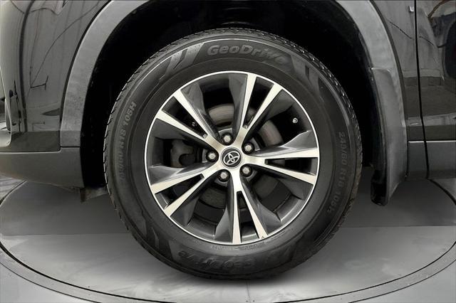 used 2019 Toyota Highlander car, priced at $26,182