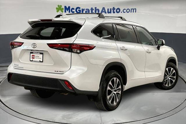 used 2022 Toyota Highlander car, priced at $38,799