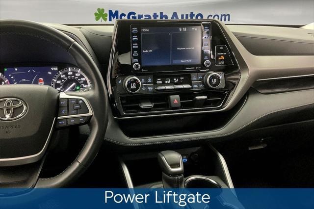 used 2022 Toyota Highlander car, priced at $38,799