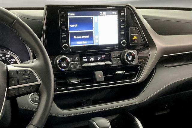 used 2022 Toyota Highlander car, priced at $41,144