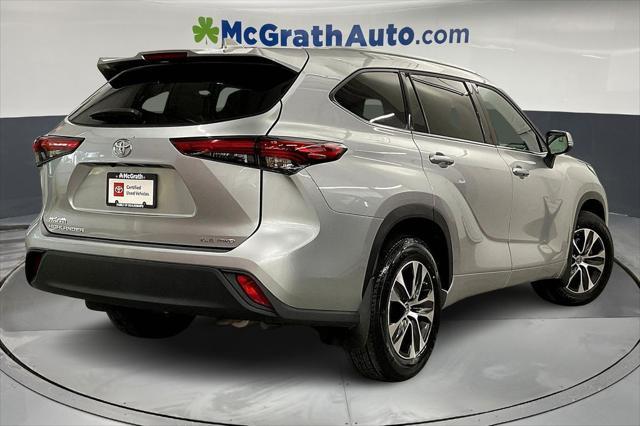 used 2022 Toyota Highlander car, priced at $41,144