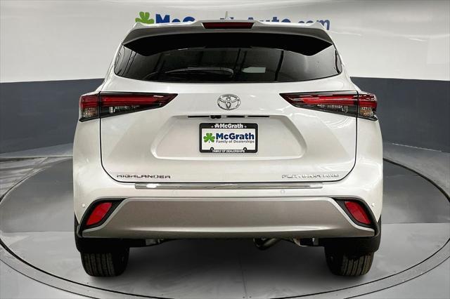 new 2025 Toyota Highlander car, priced at $54,528