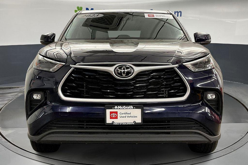 used 2023 Toyota Highlander car, priced at $32,528