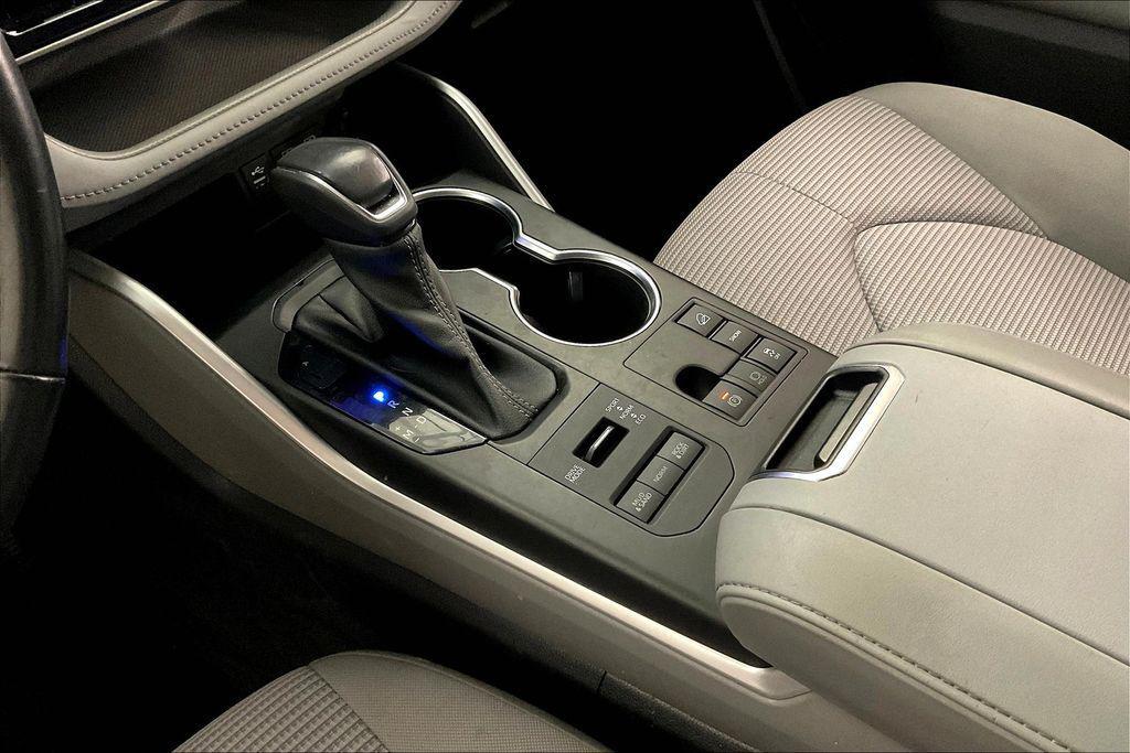 used 2023 Toyota Highlander car, priced at $32,528
