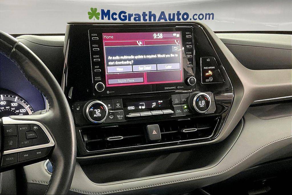 used 2022 Toyota Highlander Hybrid car, priced at $37,078