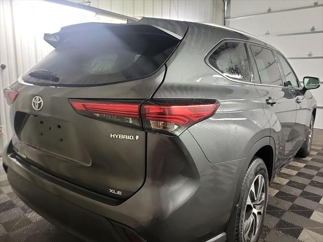 used 2022 Toyota Highlander Hybrid car, priced at $39,830