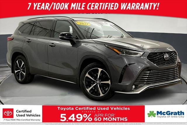 used 2021 Toyota Highlander car, priced at $35,291