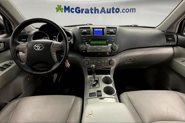 used 2008 Toyota Highlander car, priced at $7,700